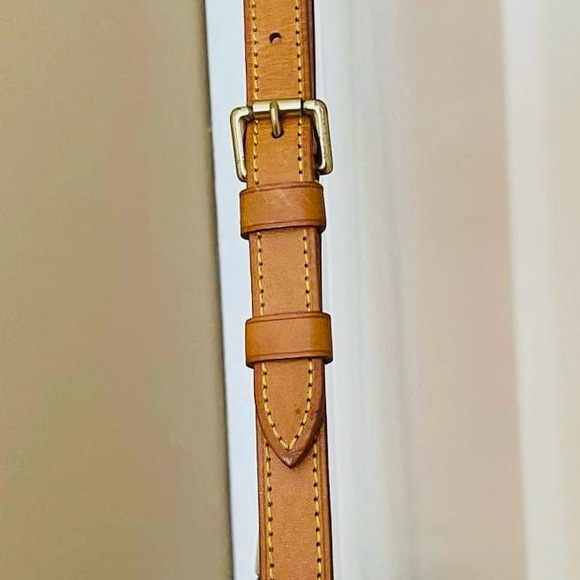 Louis Vuitton Monogram Musette Salsa - Picture 8 of 13